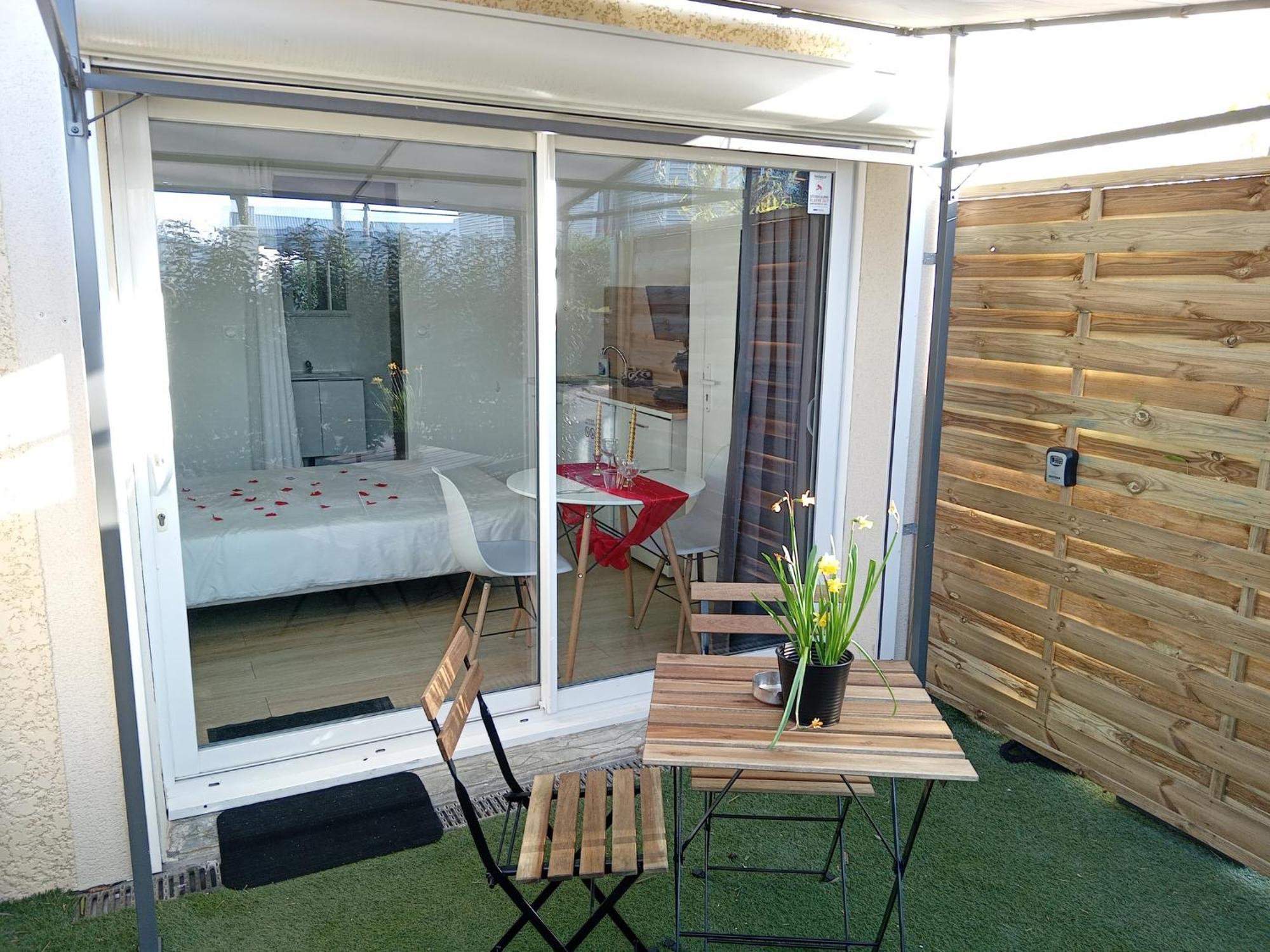 Appart'Hotel Le Clos Lassagne A Brignais - Lyon Sud מראה חיצוני תמונה