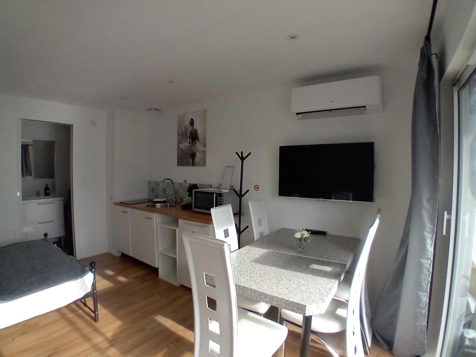 Appart'Hotel Le Clos Lassagne A Brignais - Lyon Sud מראה חיצוני תמונה